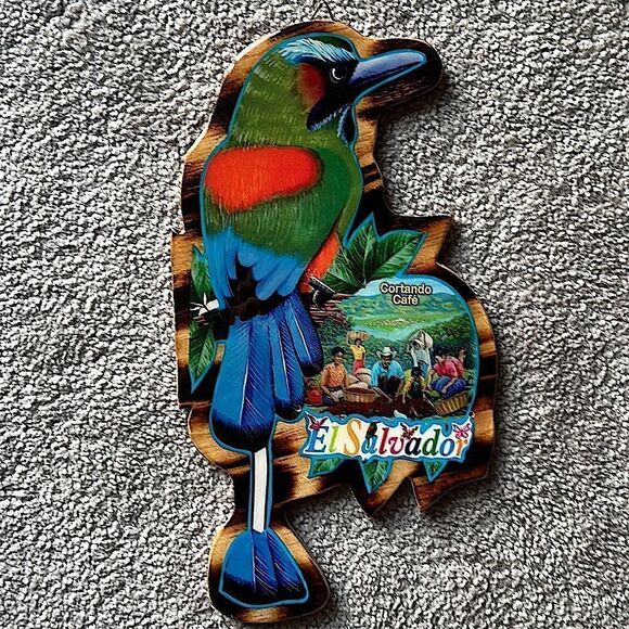 El Salvador Cortando Cafe Wall Hanging! - Picture 3 of 8